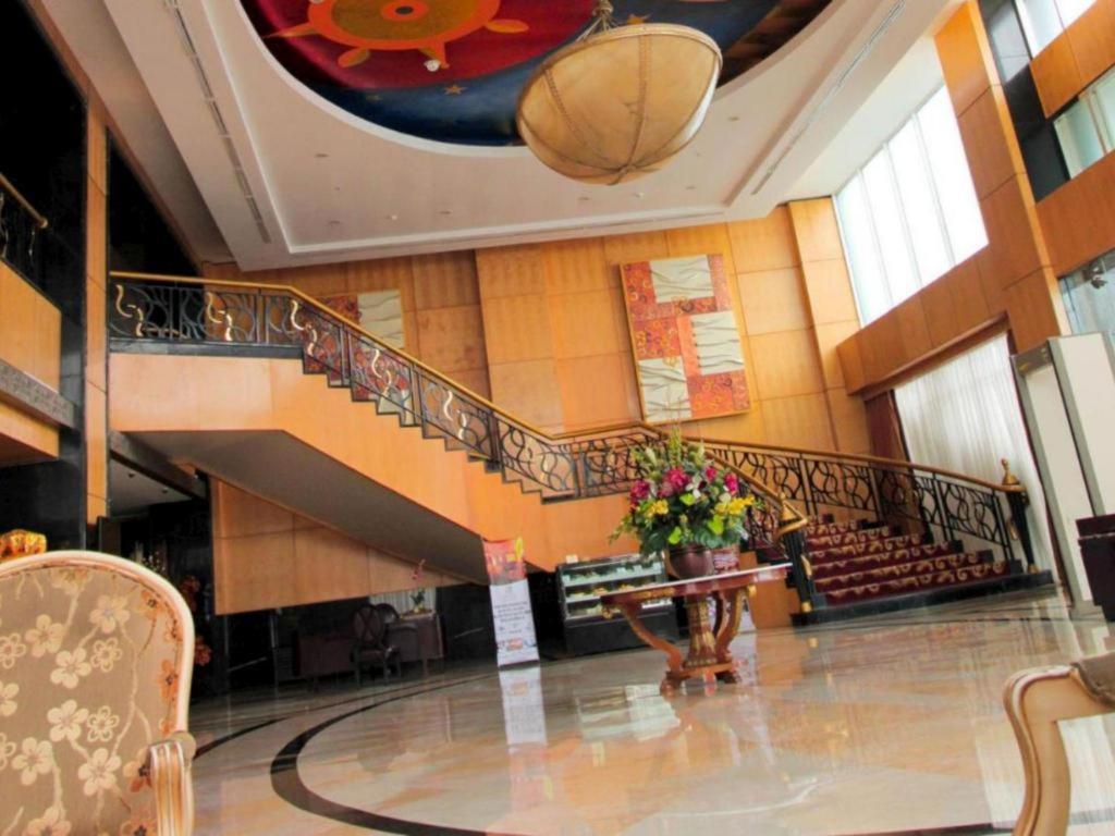 Grand Basko Hotel Padang  Luaran gambar