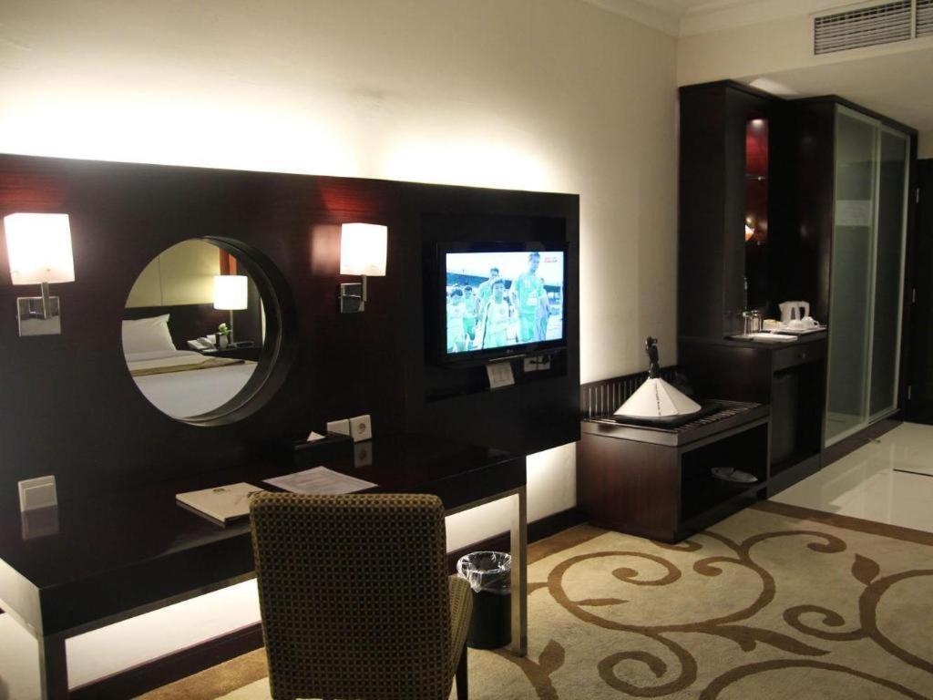 Grand Basko Hotel Padang  Luaran gambar