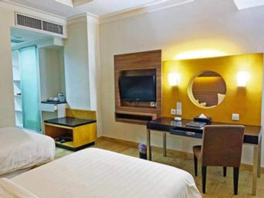 Grand Basko Hotel Padang  Luaran gambar