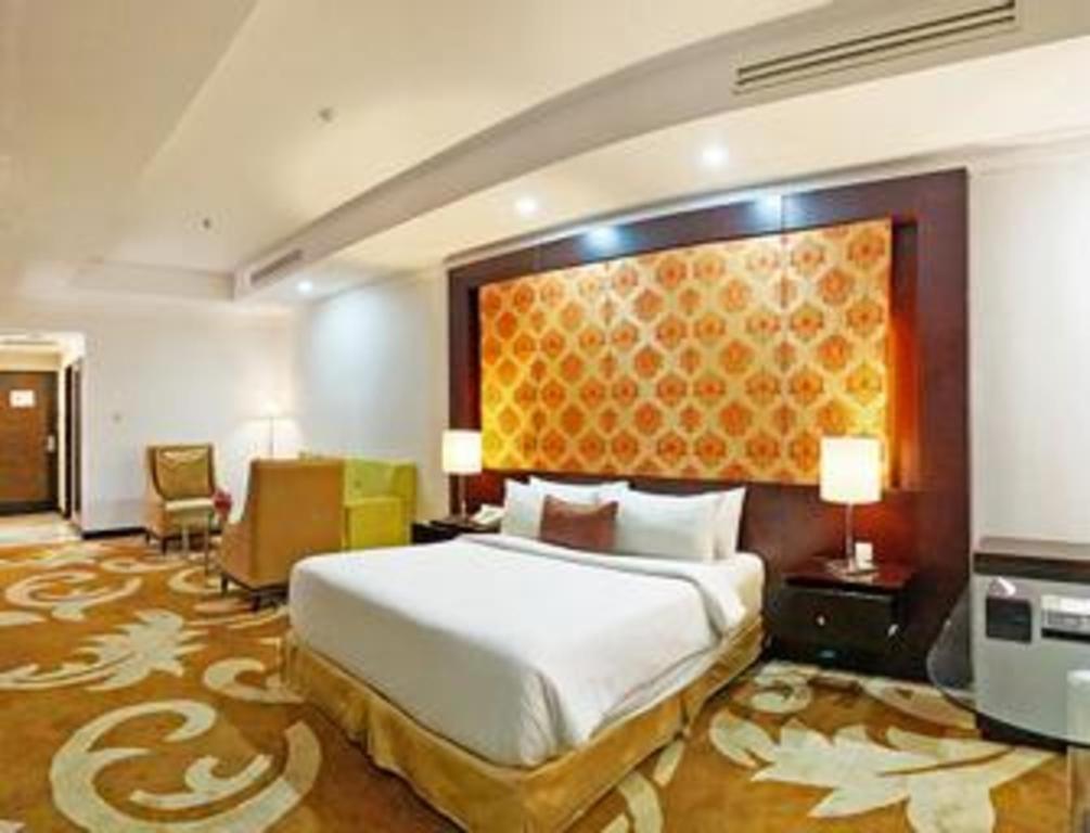 Grand Basko Hotel Padang  Luaran gambar