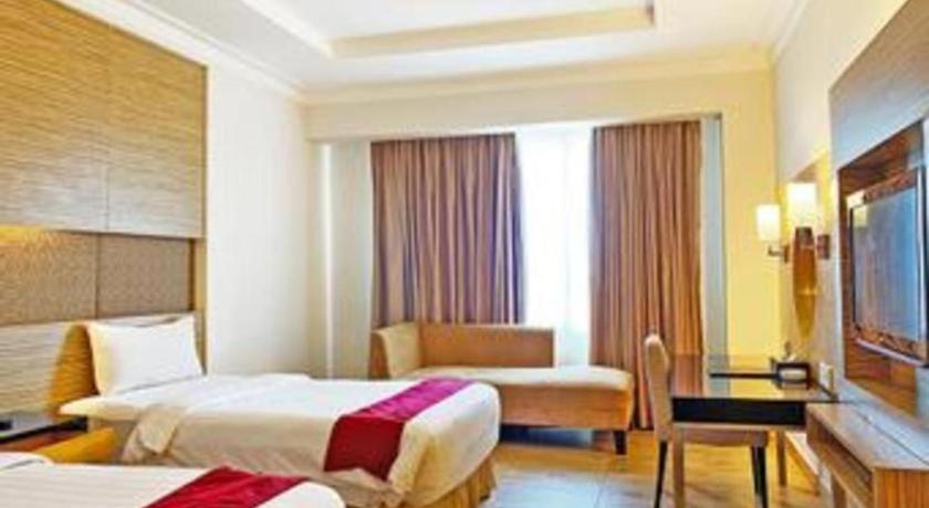 Grand Basko Hotel Padang  Luaran gambar