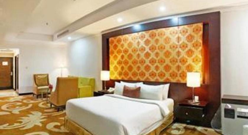 Grand Basko Hotel Padang  Luaran gambar