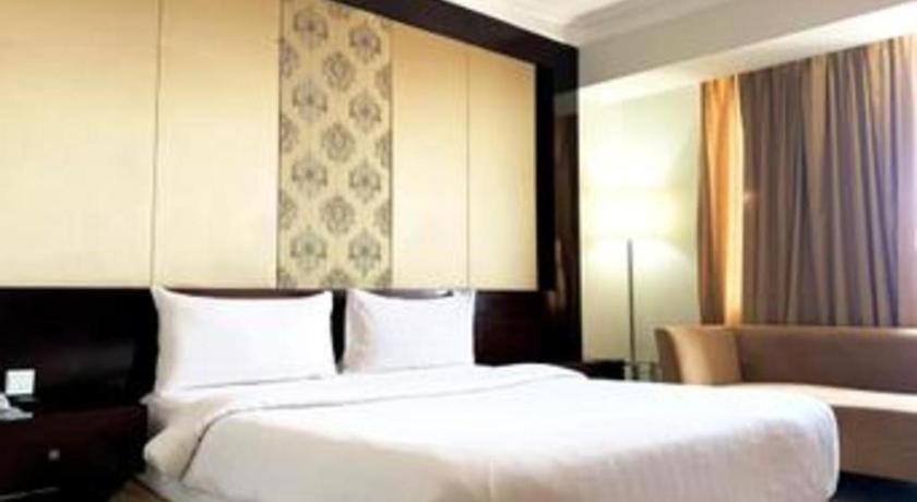 Grand Basko Hotel Padang  Luaran gambar